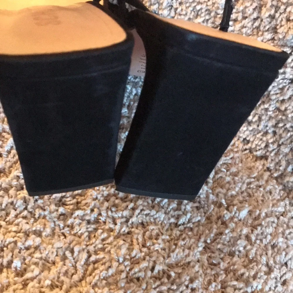 Schutz Salwa Black Suede Rhinestone Strap Sandals size 10.5